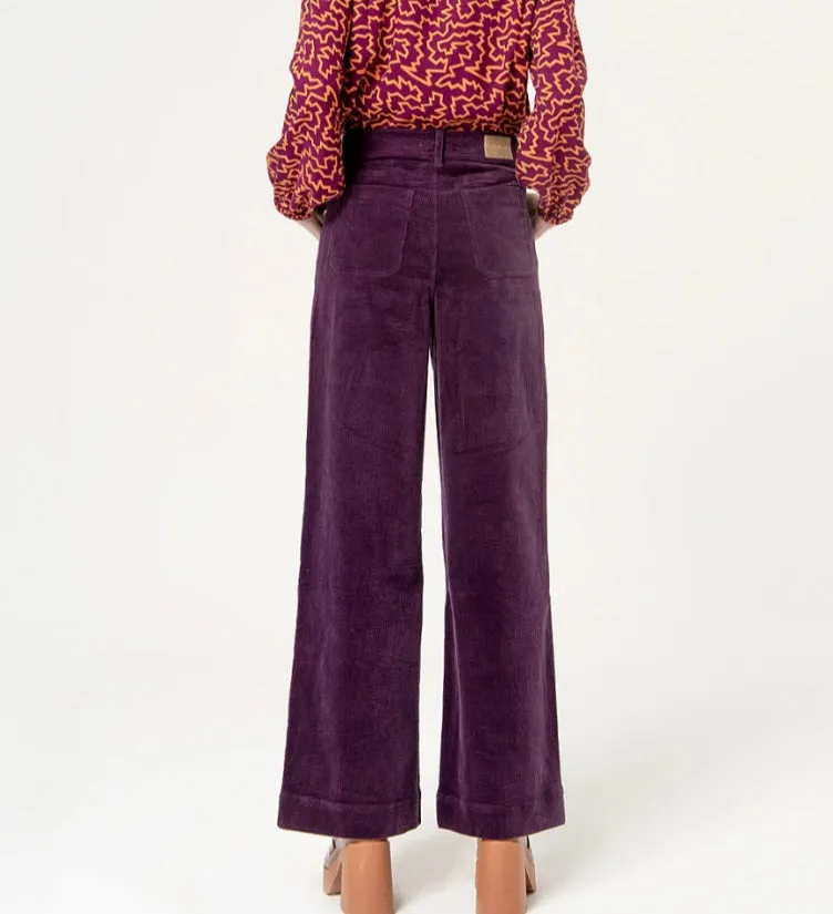 564NEPA522 Wide Leg Corduroy Pant