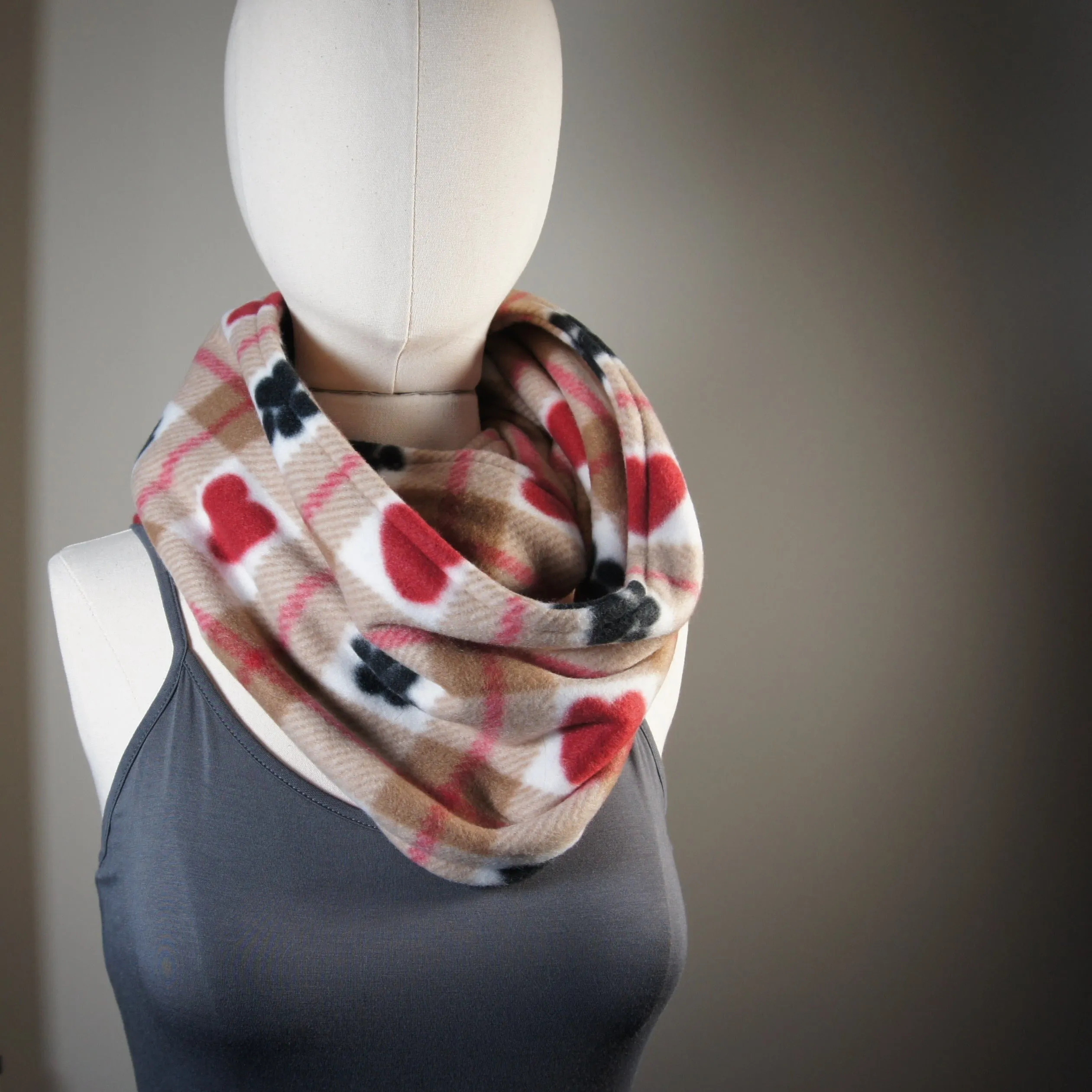 Accessories - Scarves - Mobius - Animal Lover