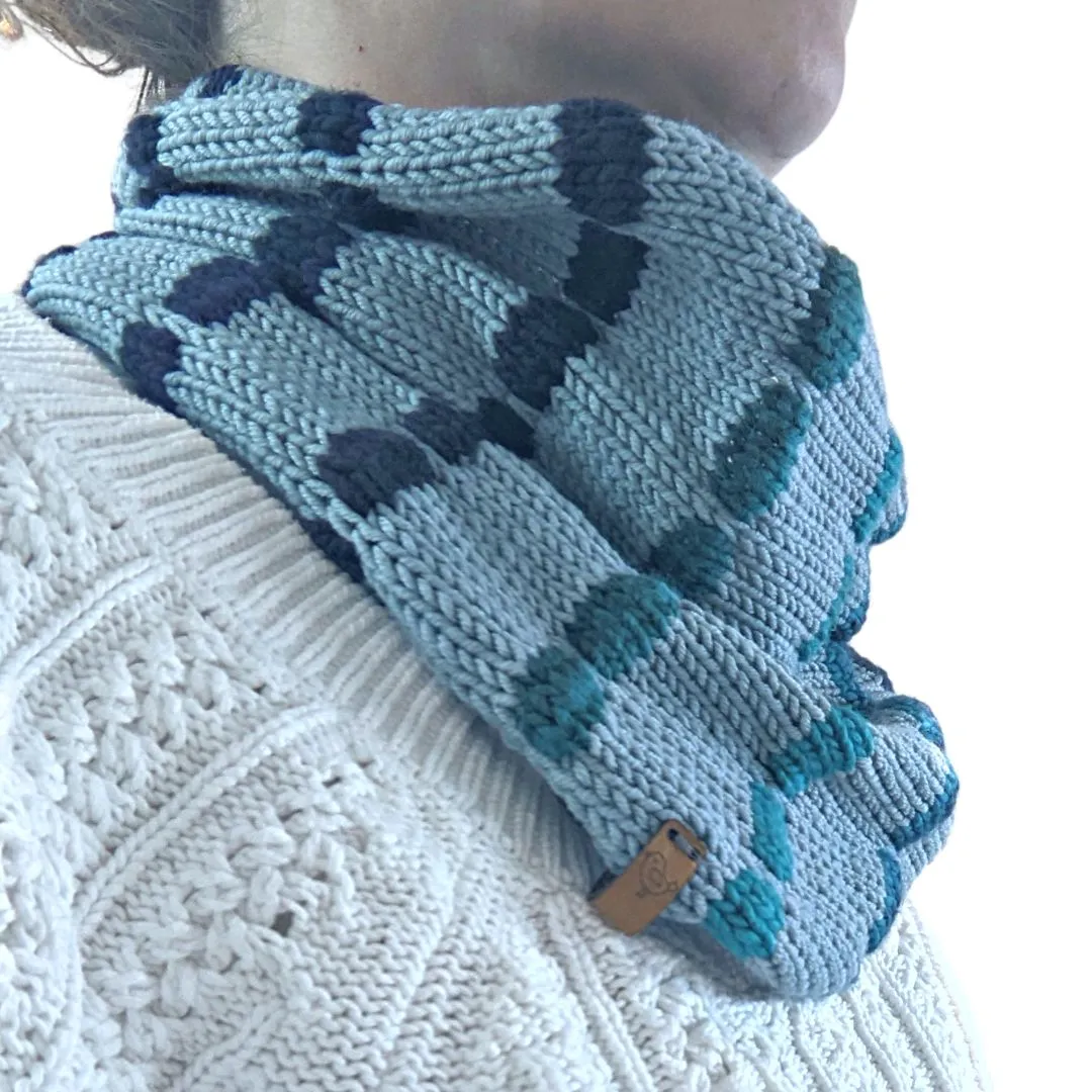 Adults "Northern Lights" Merino Spot Snood