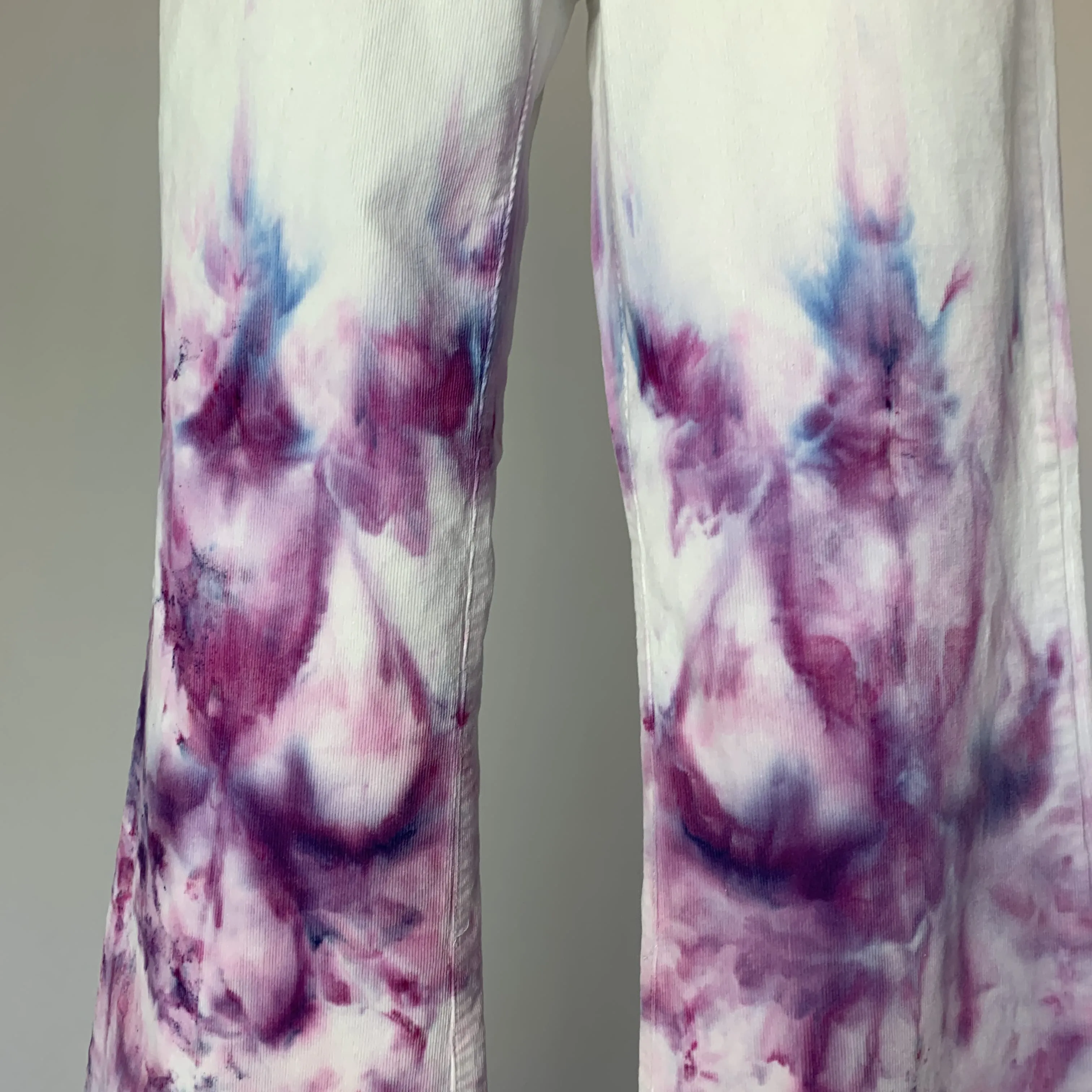 Berry Fractal Explosion | Bell bottom corduroy pants | Size S-M