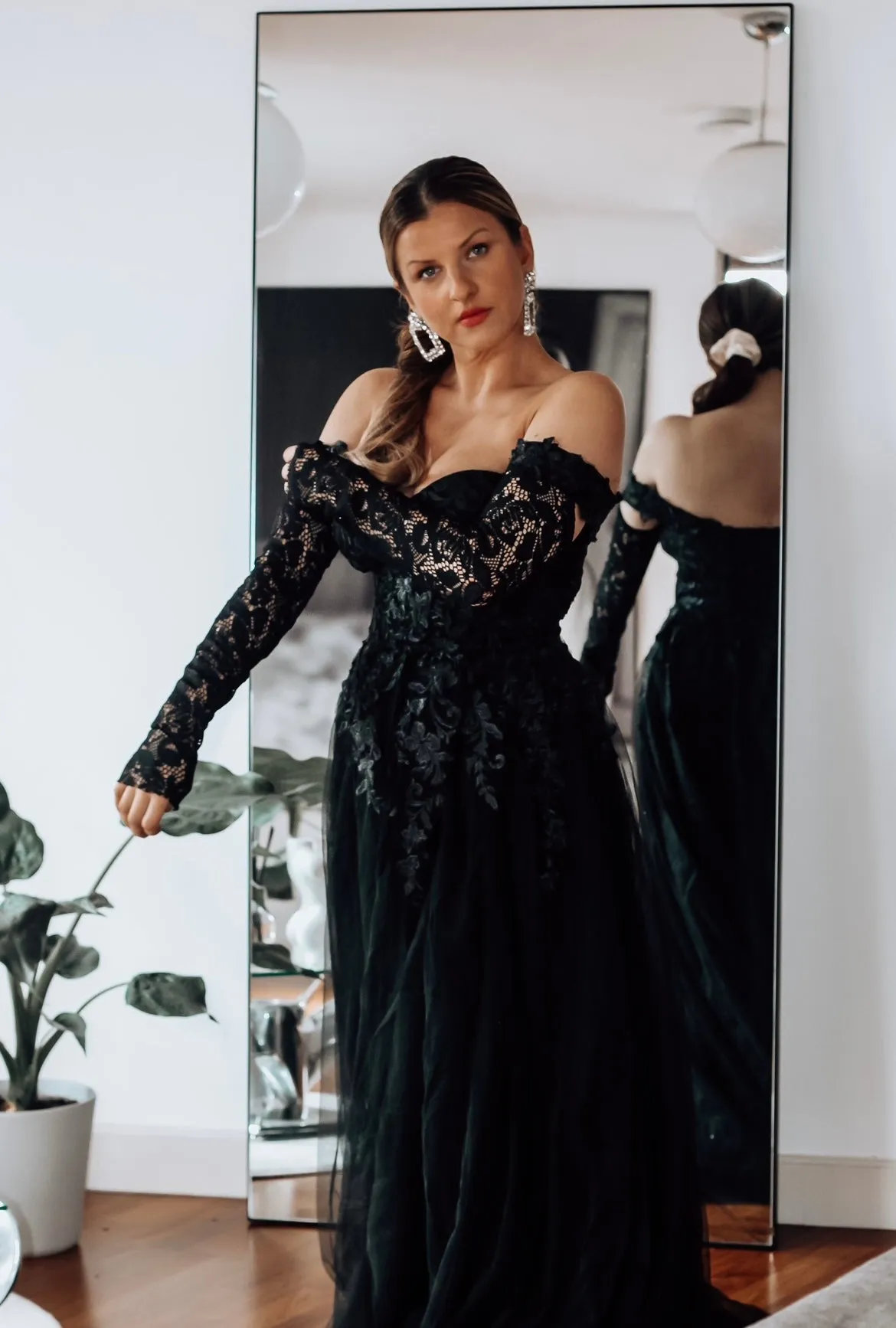 Black Lace Bridal Sleeves