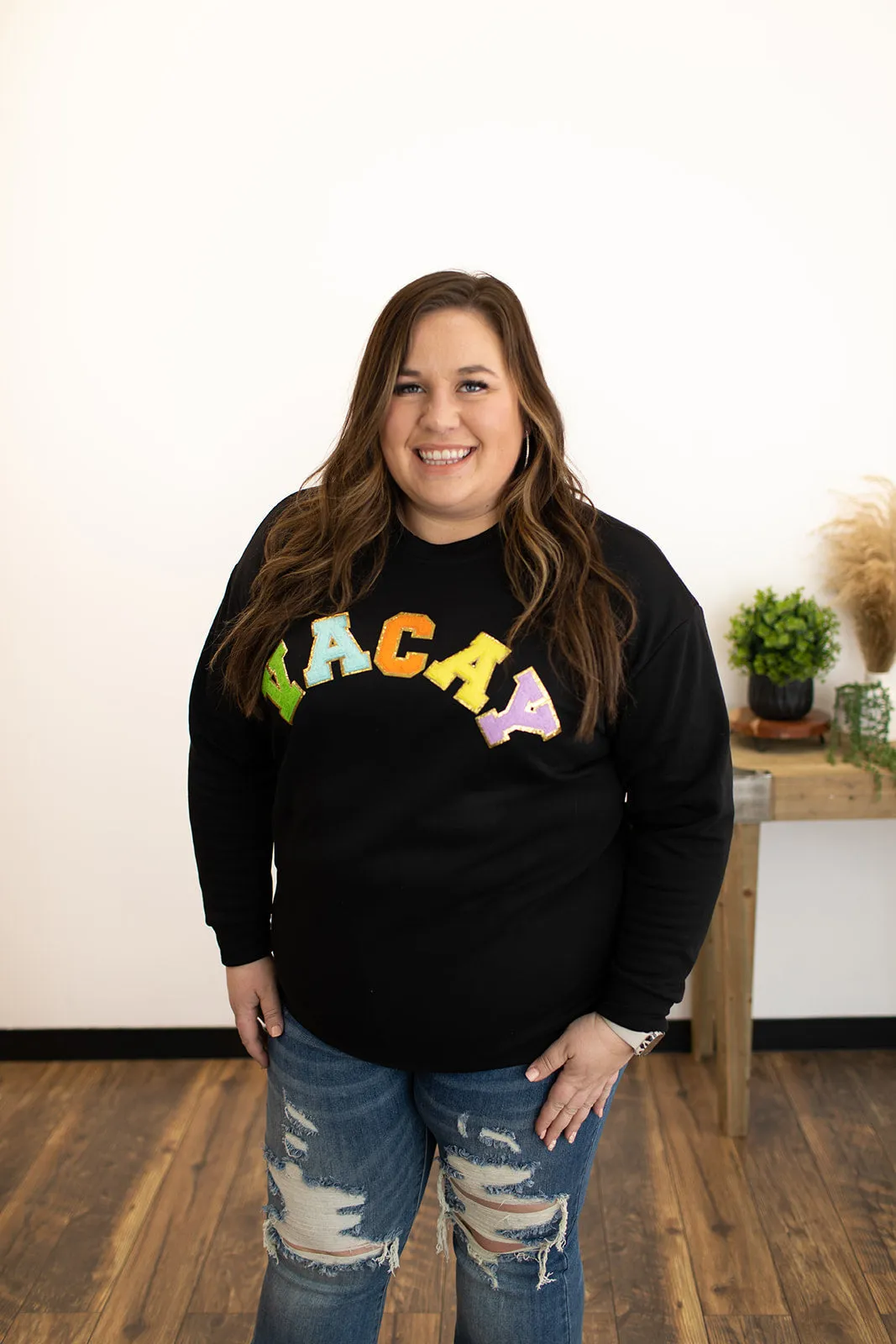 Black Vacay Patched Crewneck Sweatshirt (SM-2X)