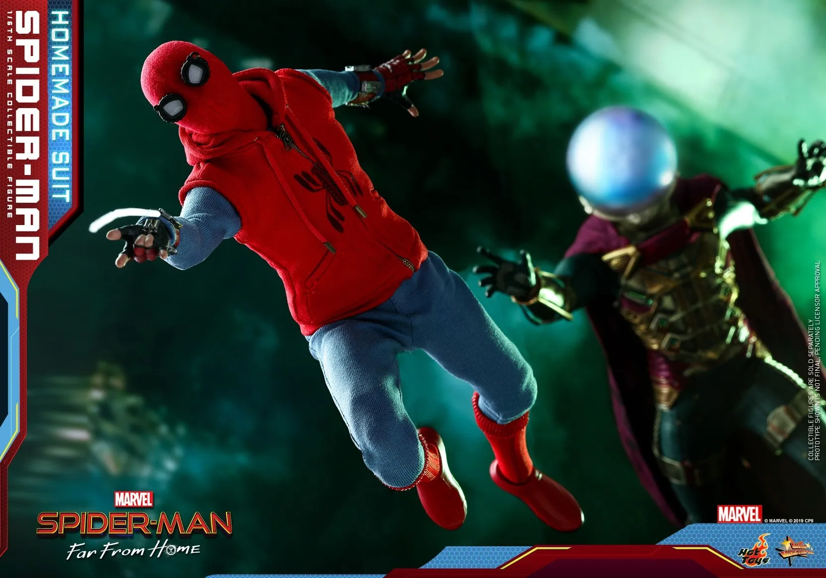 Hot Toys - MMS552 - Spider-Man: Far From Home - 1/6th scale Spider-Man (Homemade Suit Version) Collectible Figure