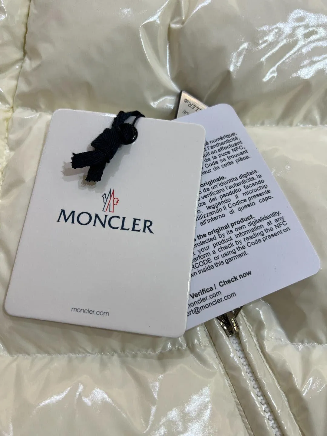 Moncler Puffer Jacket Shiny