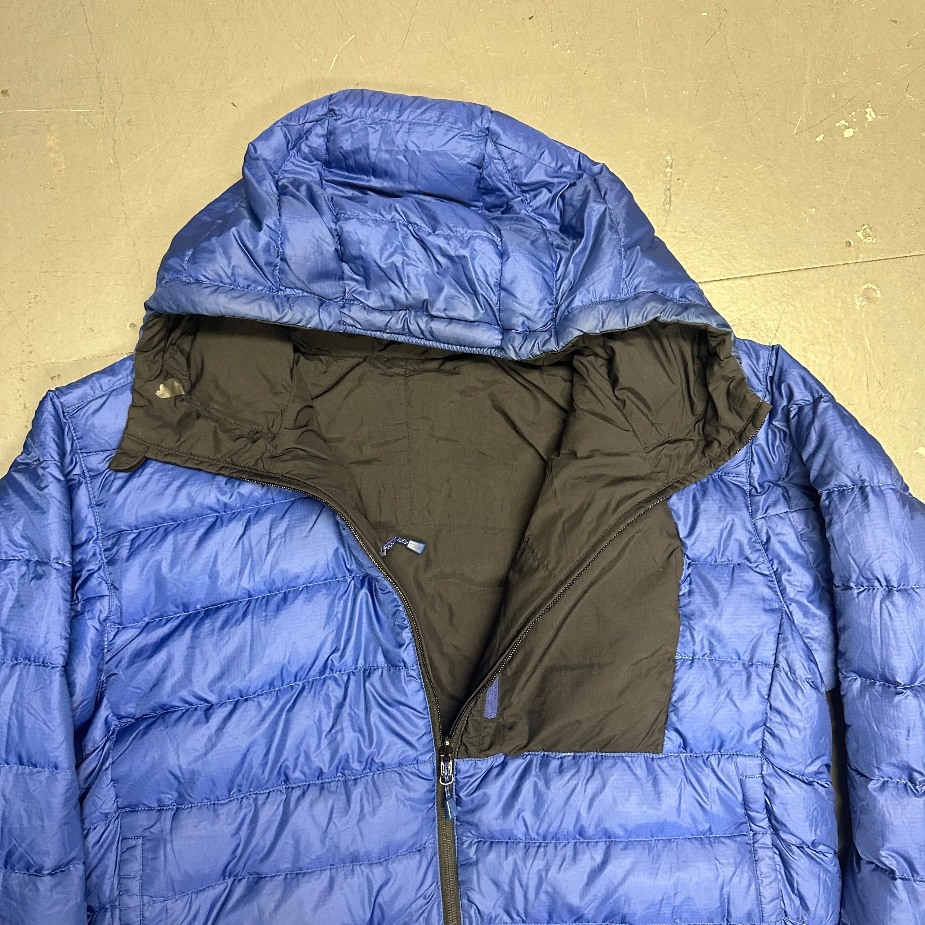 Montbell Reversible Puffer Jacket In Blue & Black ( XL )