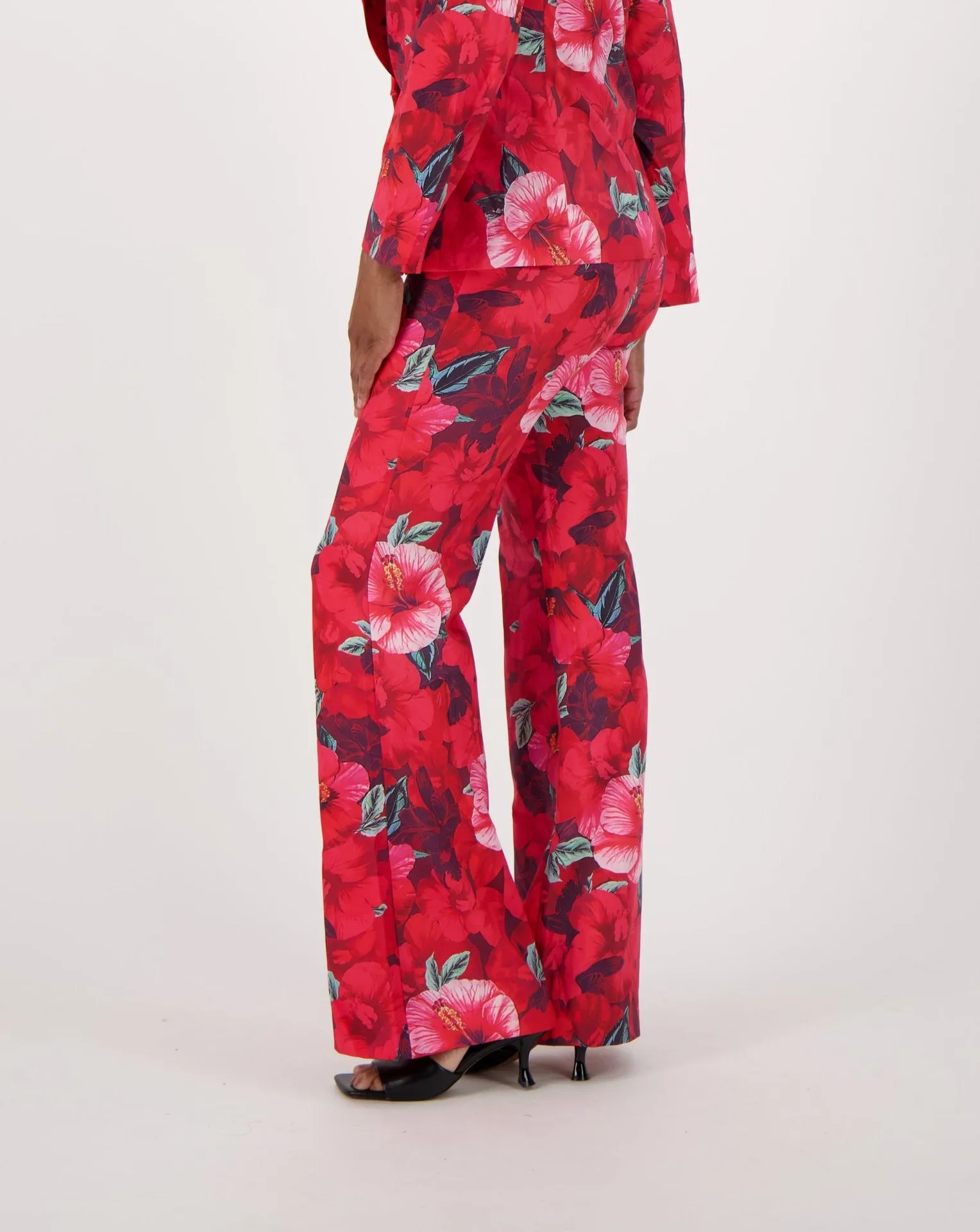 Moulin Rouge Hibiscus Print Dress Pant