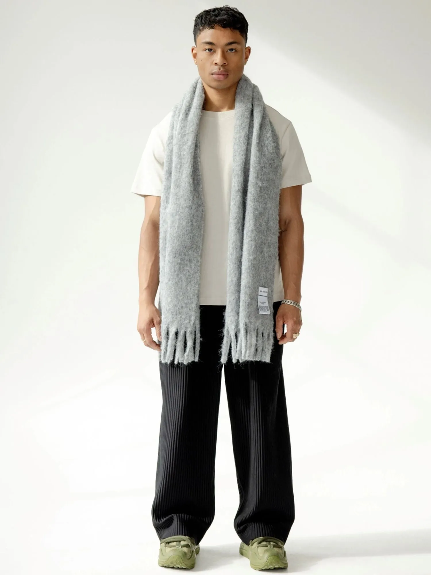 The Reykjavik Scarf Wool Blend (Heather Gray)