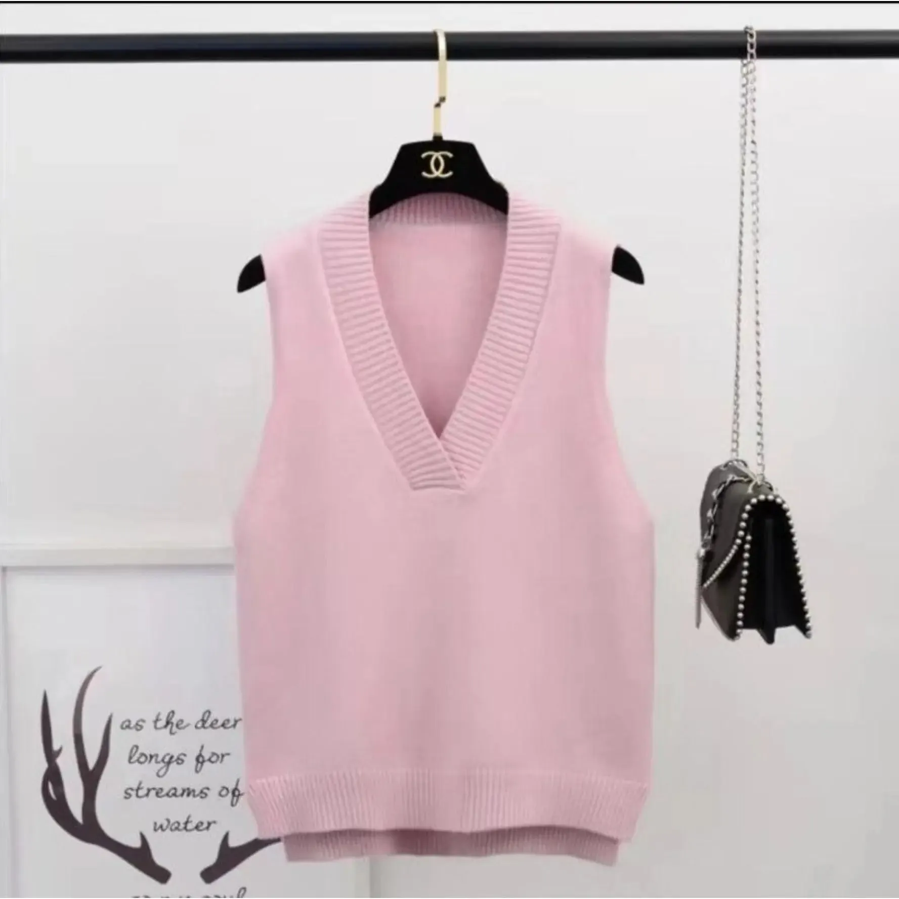 Women Sweater Vest Solid V-neck Loose Knitted Sleeveless Sweaters Female Simple Elegant Office Ladies Ulzzang Chic Popular New